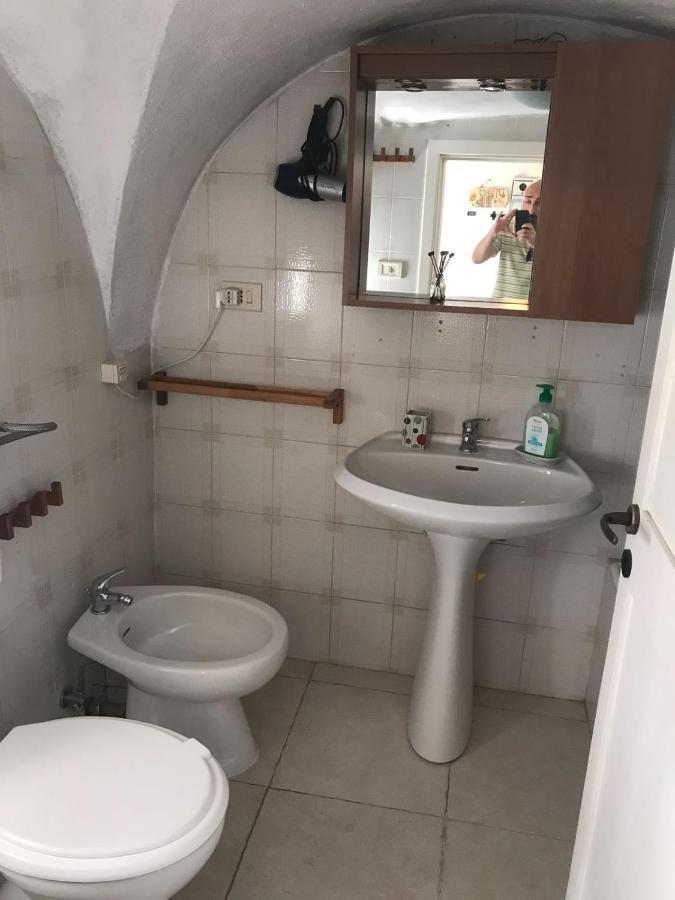 Vico Anglani Guest House ออสตูนี ภายนอก รูปภาพ
